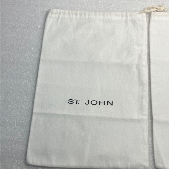 Bags - Picture 3 of 7